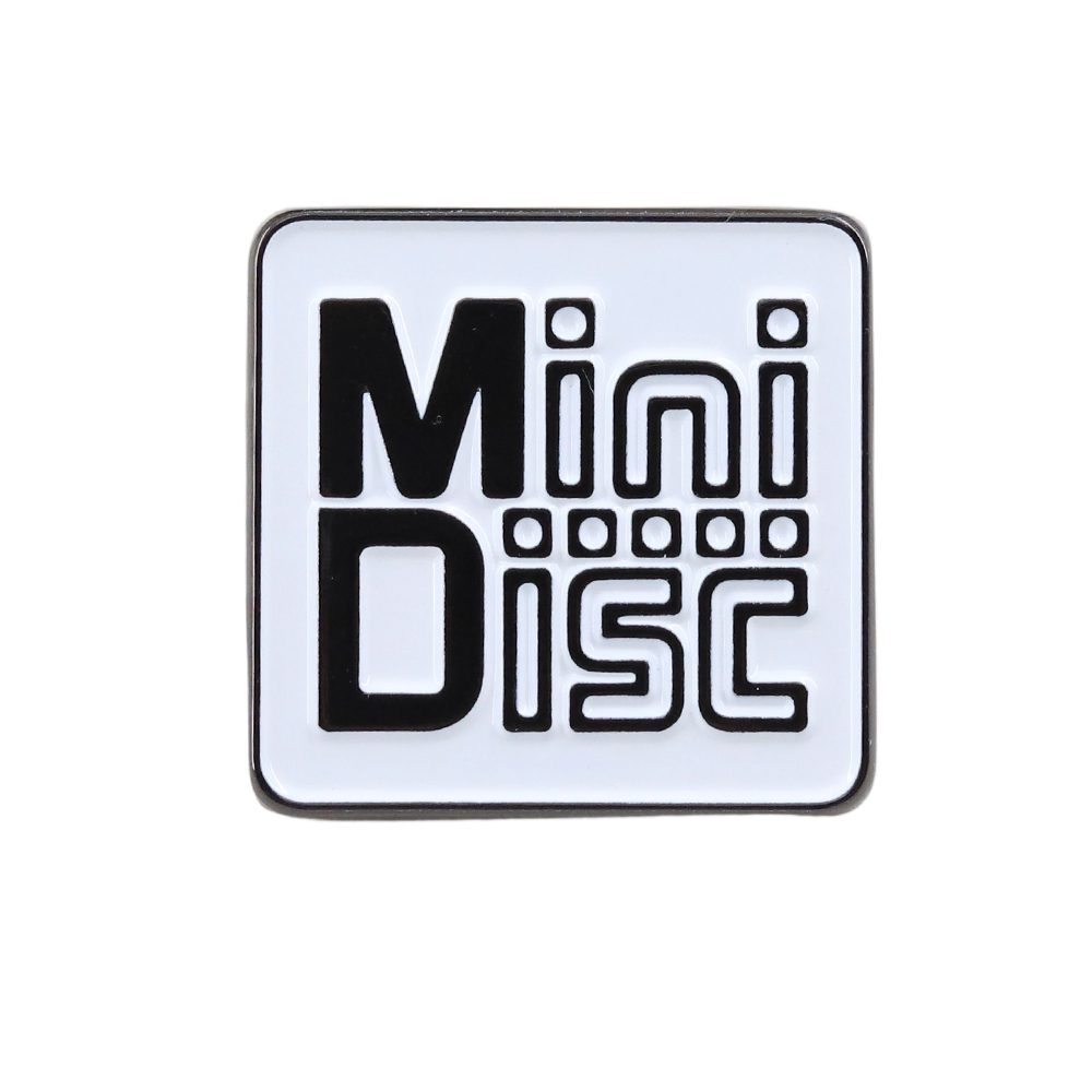 Tech Accessories Backpack - Broche en émail avec Logo MiniDisc